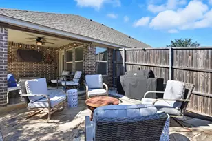 100 Valle Ct, Azle, TX 76020 - Photo 22