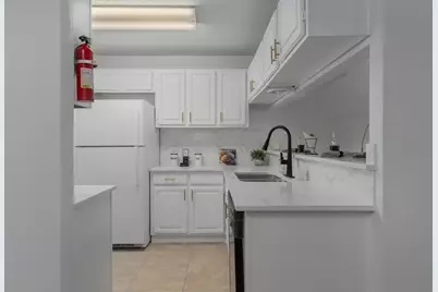 5981 Arapaho Road #305, Dallas, TX 75248 - Photo 22