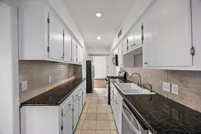 2626 Madera Street, Dallas, TX 75206 - Photo 8