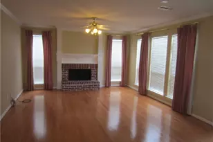 1800 Chester Dr, Plano, TX 75025 - Photo 2