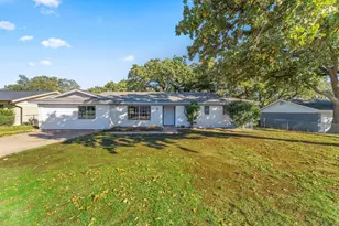 916 McCurry Ave, Bedford, TX 76022 - Photo 1