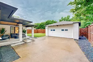 4423 Springside Ln, Dallas, TX 75214 - Photo 38