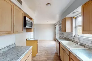 5610 Sarasota Dr, Arlington, TX 76017 - Photo 12