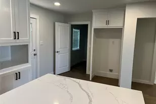 526 Jack Grace Hill Rd, Bowie, TX 76230 - Photo 6