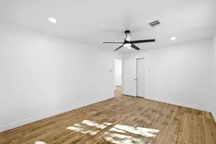 2300 N 52nd St, Waco, TX 76710 - Photo 14