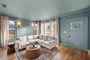 205 Cynisca St, Waxahachie, TX 75165 - Photo 4