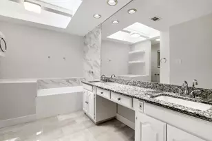 10860 Waterbridge Cir, Dallas, TX 75218 - Photo 16