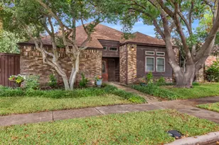 431 Country Side Ln, Richardson, TX 75081 - Photo 2
