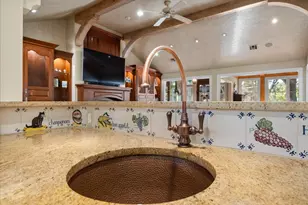 2212 Bowie Dr, Corsicana, TX 75110 - Photo 10