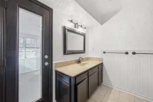 3015 Yellowstone Dr, Arlington, TX 76013 - Photo 6