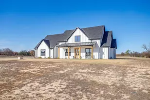 8140 Lavender Rd, Springtown, TX 76082 - Photo 8