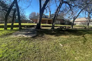 2020 Arbor Bnd St, Bonham, TX 75418 - Photo 2