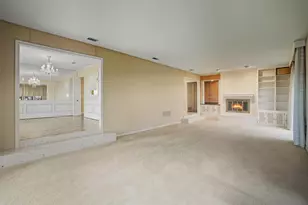 1004 Crowley Rd, Arlington, TX 76012 - Photo 18