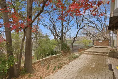 1004 Crowley Road, Arlington, TX 76012 - Photo 34