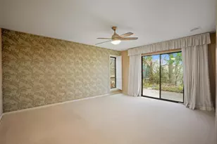 1004 Crowley Rd, Arlington, TX 76012 - Photo 22