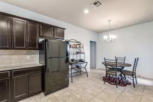 300 Black Bear Dr, McKinney, TX 75071 - Photo 8