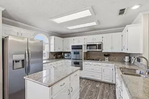 1133 Seminole Trail, Carrollton, TX 75007 - Photo 14