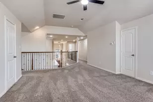 911 Melshire Dr, Garland, TX 75040 - Photo 10