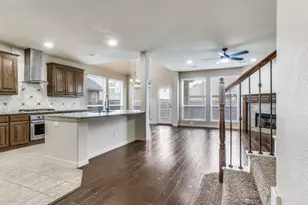 911 Melshire Dr, Garland, TX 75040 - Photo 4