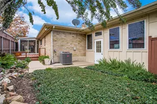 7327 Wellcrest Dr, Dallas, TX 75230 - Photo 4