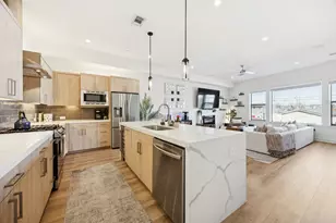 1901 S Harwood St, Dallas, TX 75215 - Photo 10