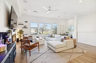 1901 S Harwood St, Dallas, TX 75215 - Photo 16