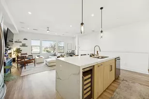 1901 S Harwood St, Dallas, TX 75215 - Photo 14