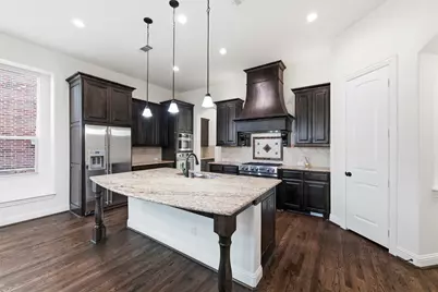 112 Aransas Drive, Irving, TX 75039 - Photo 12