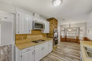 517 Kings Gate Rd, Willow Park, TX 76087 - Photo 8