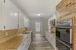 517 Kings Gate Rd, Willow Park, TX 76087 - Photo 10