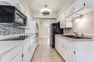 11334 Park Central Pl, Dallas, TX 75230 - Photo 16