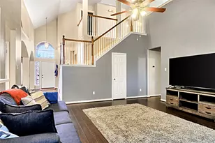 7621 Brook Meadow Ln, Fort Worth, TX 76133 - Photo 8