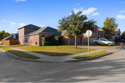 1360 Castlegar Lane, Fort Worth, TX 76247 - Photo 30