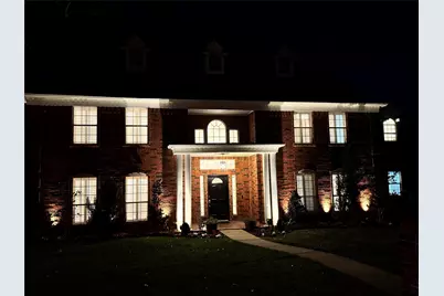 7206 Forestwind Court, Arlington, TX 76001 - Photo 2