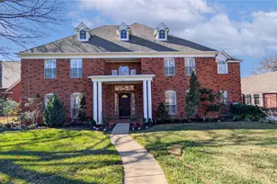 7206 Forestwind Ct, Arlington, TX 76001 - Photo 1