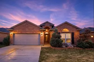 10605 Foothill Dr, Fort Worth, TX 76131 - Photo 2