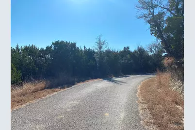 2881 Pathfinder Court, Granbury, TX 76048 - Photo 20