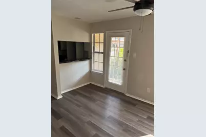 1733 Crest Grove Drive, Arlington, TX 76012 - Photo 4