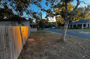 201 S Post Oak St, Winnsboro, TX 75494 - Photo 8