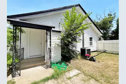 601 Blevins Street, Fort Worth, TX 76111 - Photo 24