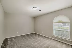 6946 Hunnicut Pl, Dallas, TX 75227 - Photo 24