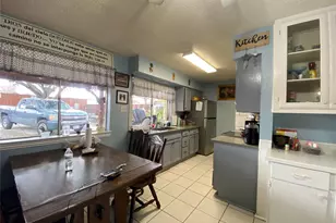 1510 Archery Ln, Garland, TX 75044 - Photo 2