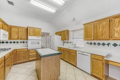 300 Shady Timbers Lane, Murphy, TX 75094 - Photo 18