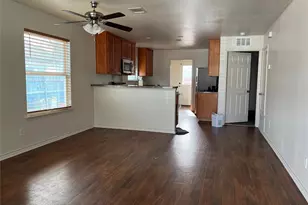 914 Irma St, Fort Worth, TX 76104 - Photo 12