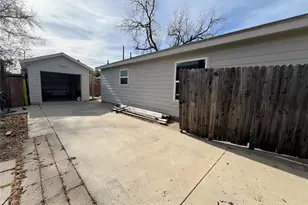 914 Irma St, Fort Worth, TX 76104 - Photo 2