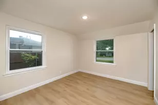 1413 Hill St, Grapevine, TX 76051 - Photo 16