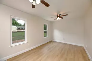 1413 Hill St, Grapevine, TX 76051 - Photo 14