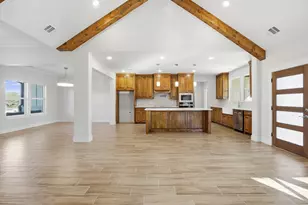 107 W Stagecoach Trl, Weatherford, TX 76085 - Photo 6