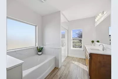 107 W Stagecoach Trail, Weatherford, TX 76085 - Photo 10