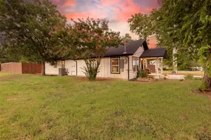 204 Main St, Haslet, TX 76052 - Photo 4